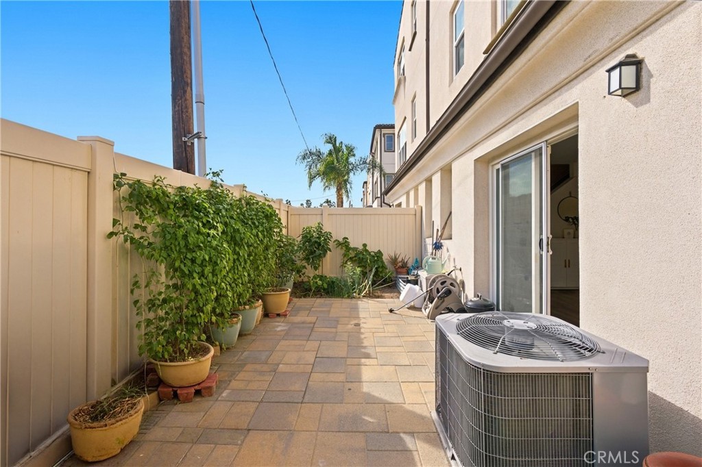 318 S Quadrilateral Property Photo 18
