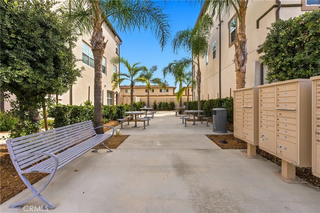 318 S Quadrilateral Property Photo 20