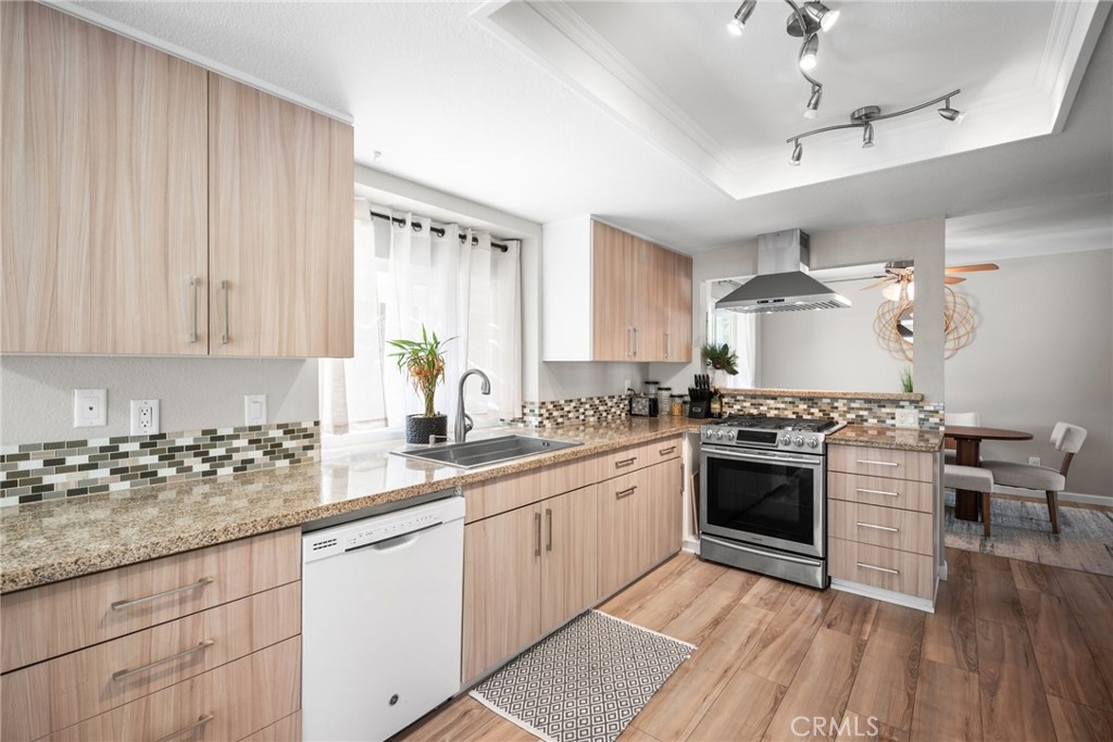39752 Oak Cliff Drive Property Photo 16