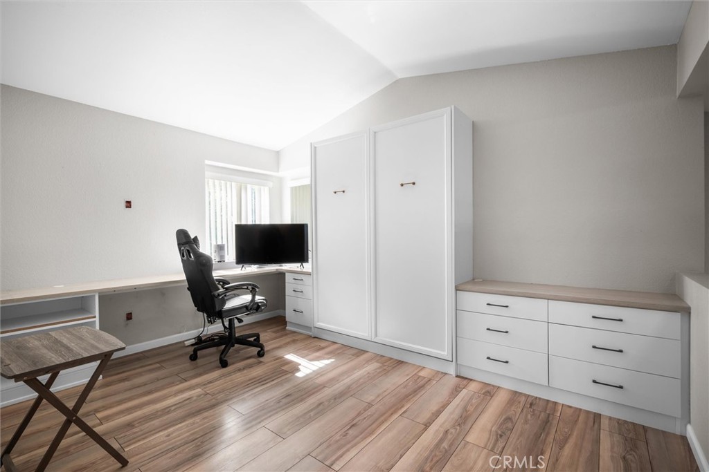 39752 Oak Cliff Drive Property Photo 23