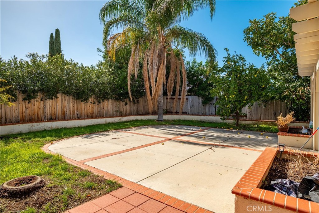 39752 Oak Cliff Drive Property Photo 37