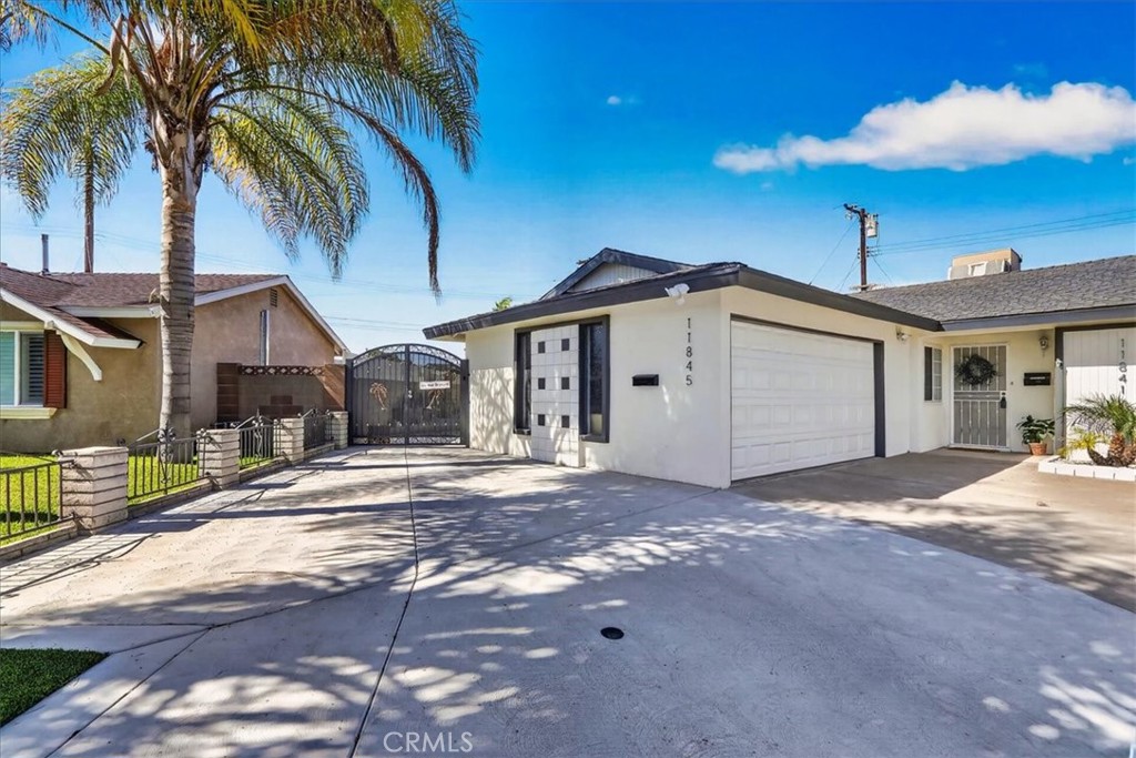 11841 Garnet Property Photo 41