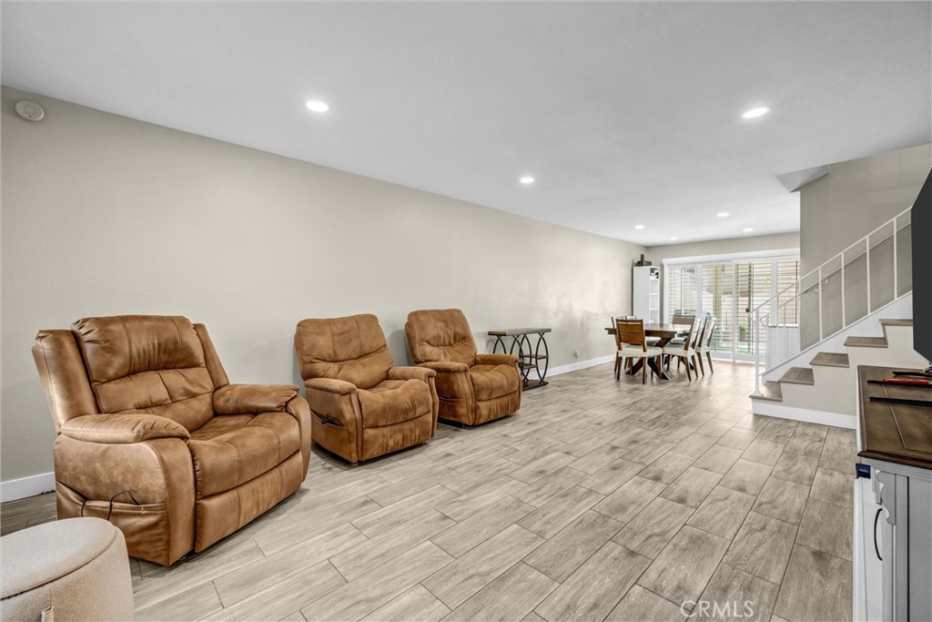 12827 Newhope Property Photo 6