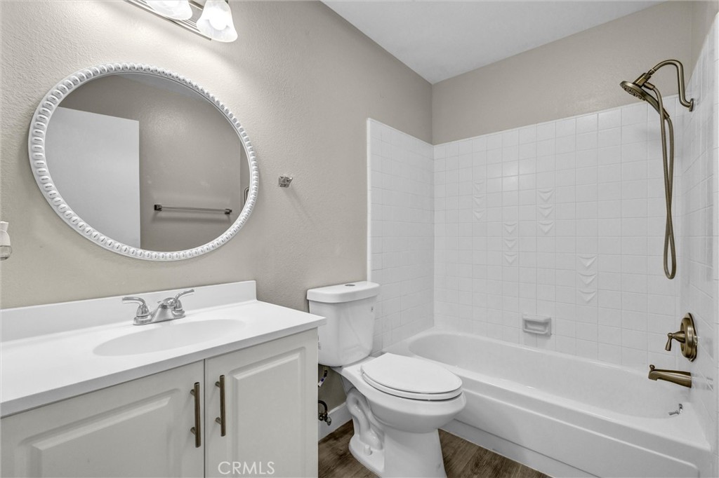 12827 Newhope Property Photo 17