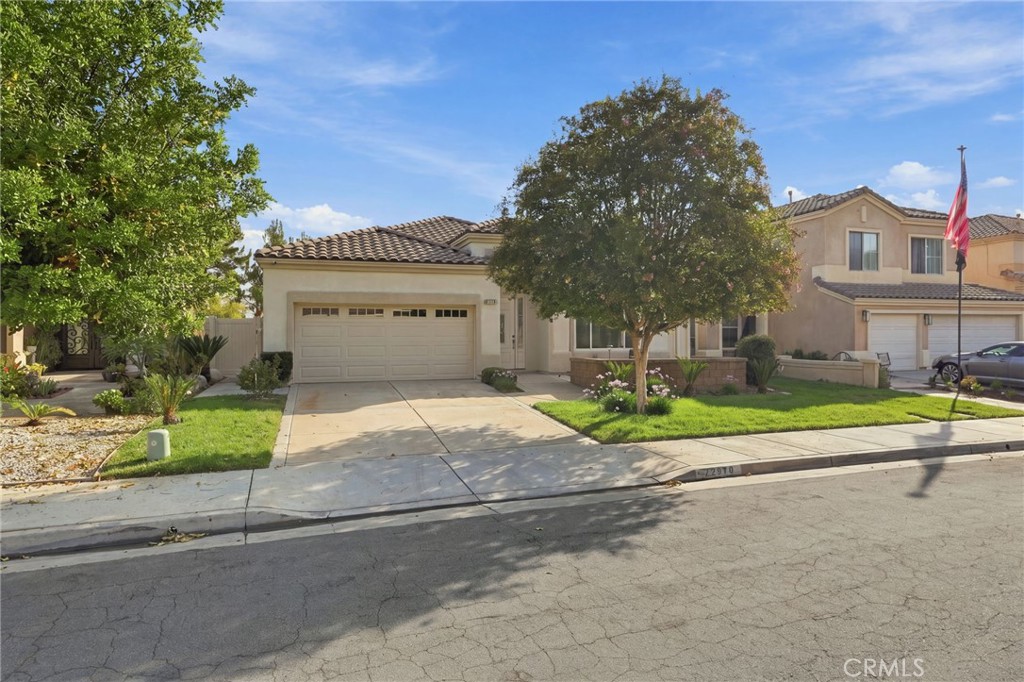 22810 Mountain Ash Property Photo 3