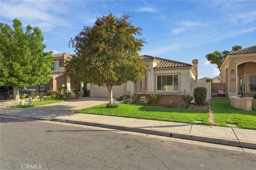 22810 Mountain Ash Property Photo 6