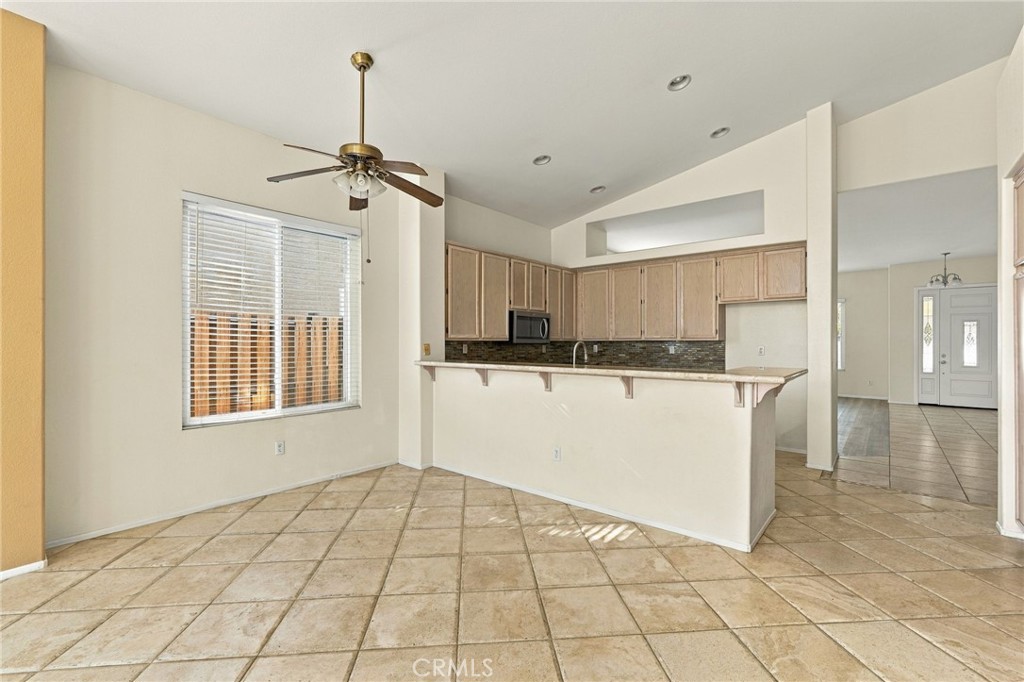 22810 Mountain Ash Property Photo 17