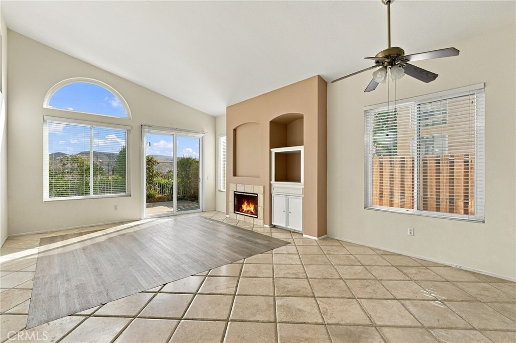 22810 Mountain Ash Property Photo 19