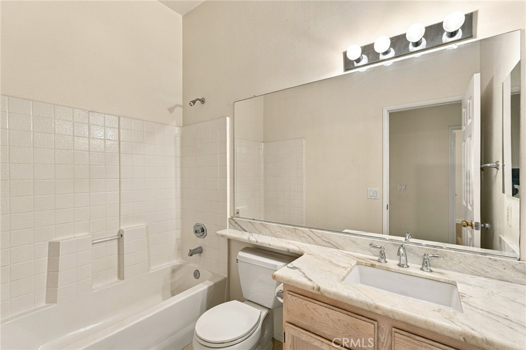 22810 Mountain Ash Property Photo 27