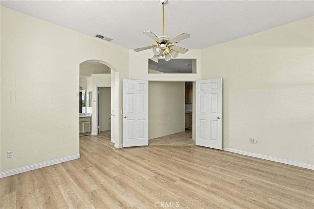 22810 Mountain Ash Property Photo 32