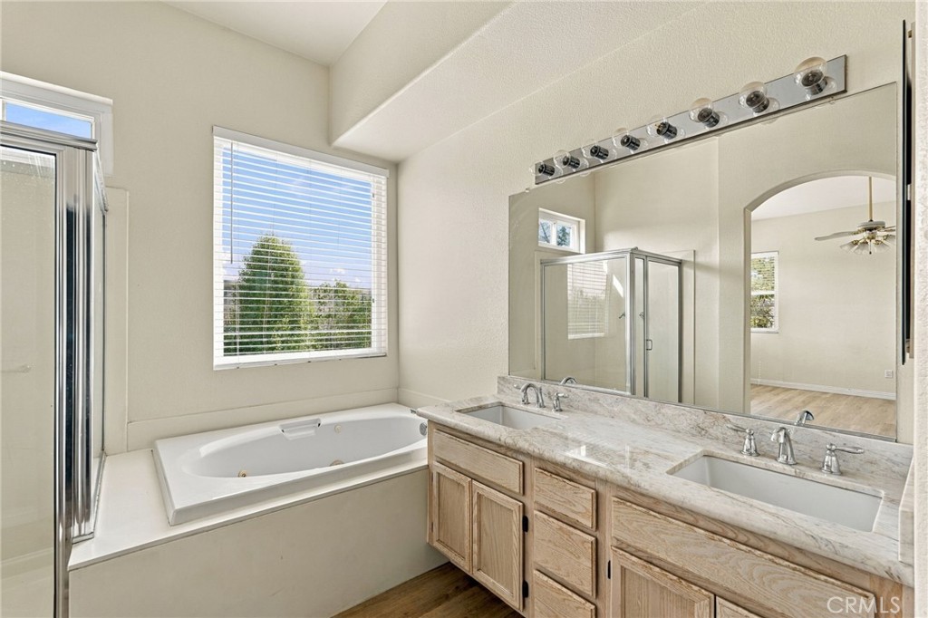 22810 Mountain Ash Property Photo 36