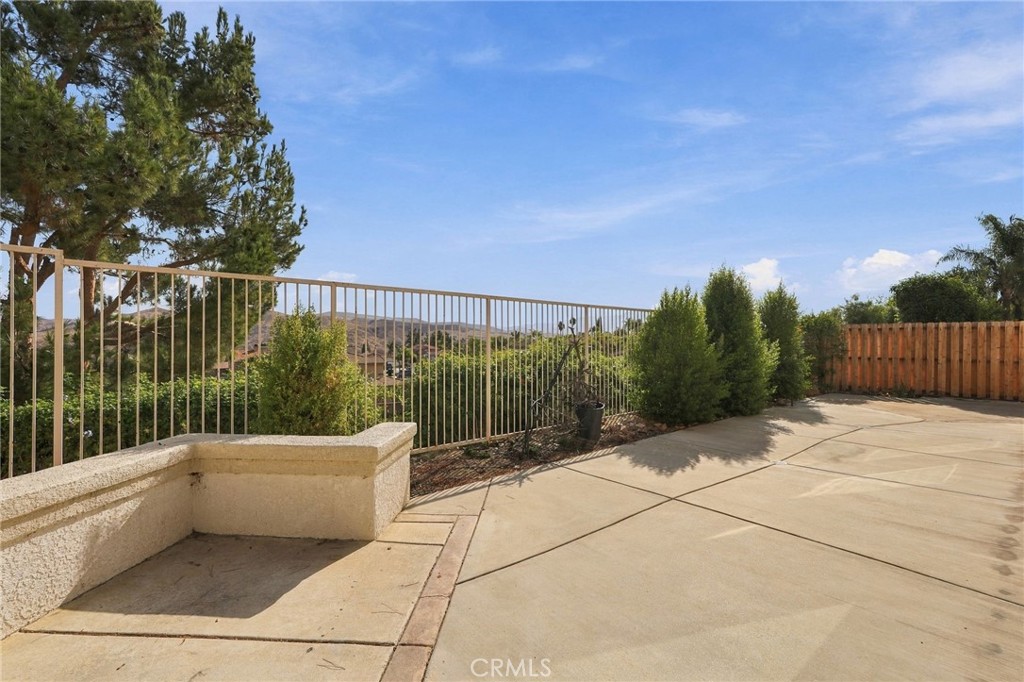 22810 Mountain Ash Property Photo 42