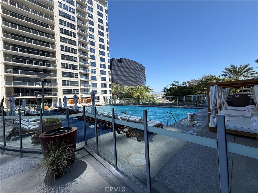 9 Macarthur Place, N. Unit 904 Property Photo 2