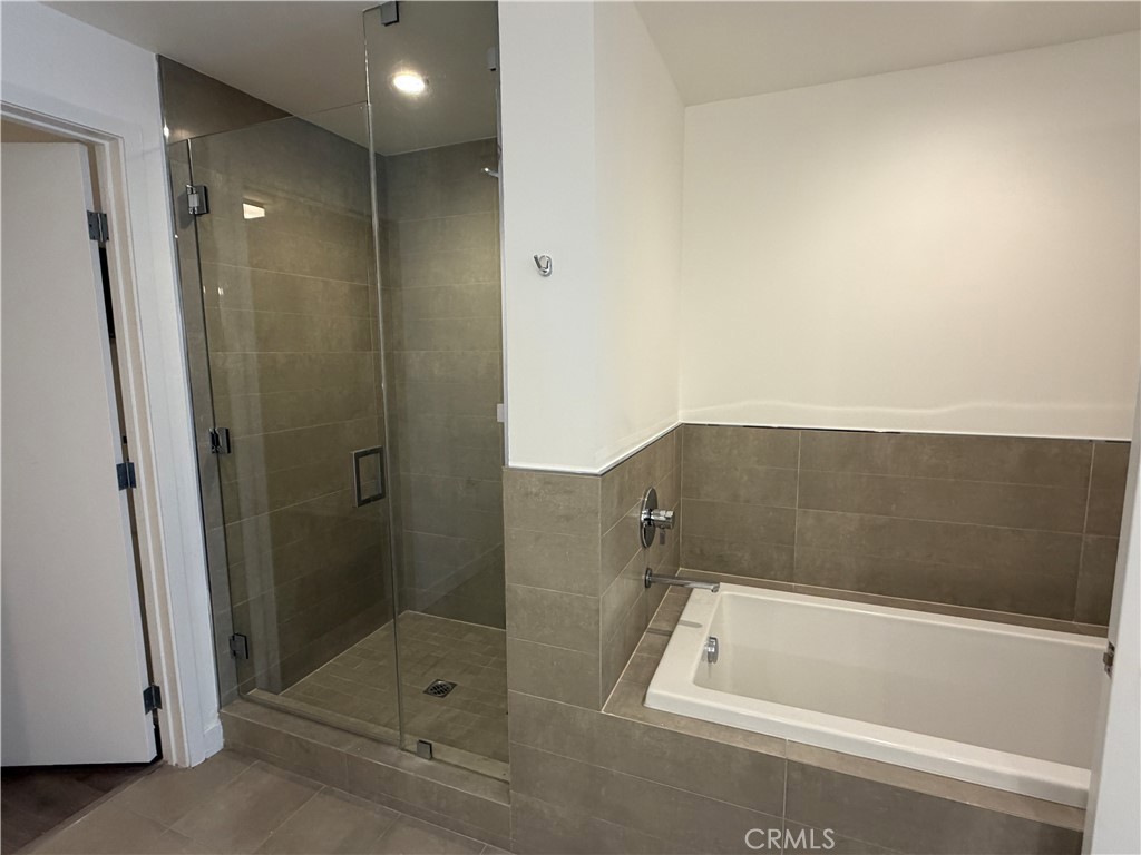 9 Macarthur Place, N. Unit 904 Property Photo 16