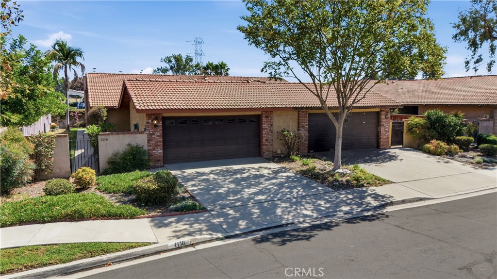 1116 Calle Malaga Property Photo 1
