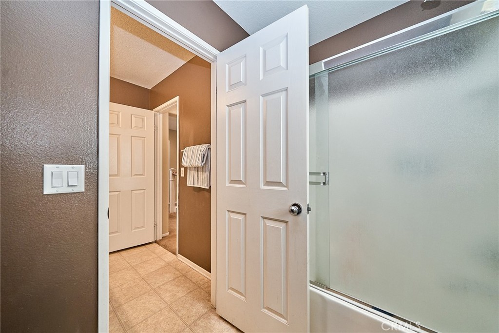10249 Jennifer Property Photo 40