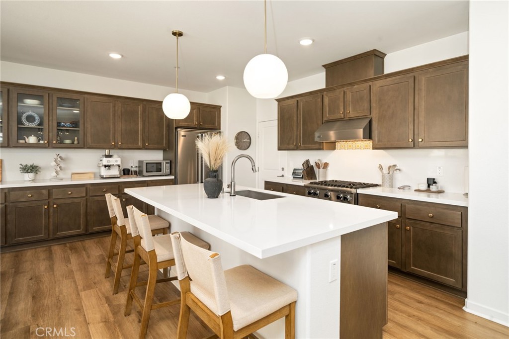 29598 Oakley Court Property Photo 9