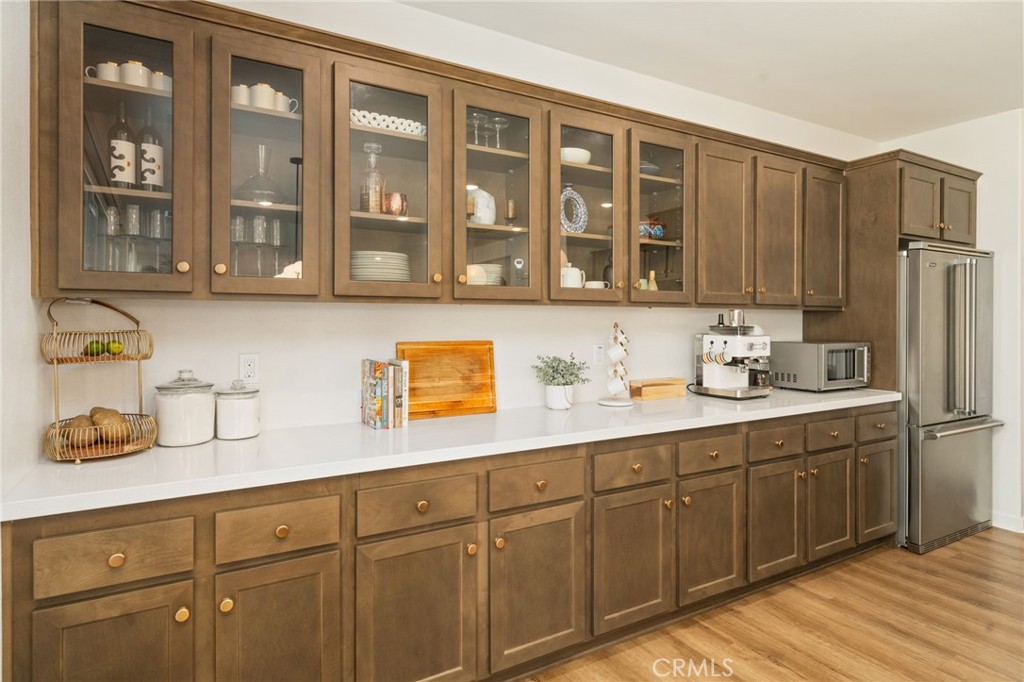 29598 Oakley Court Property Photo 12