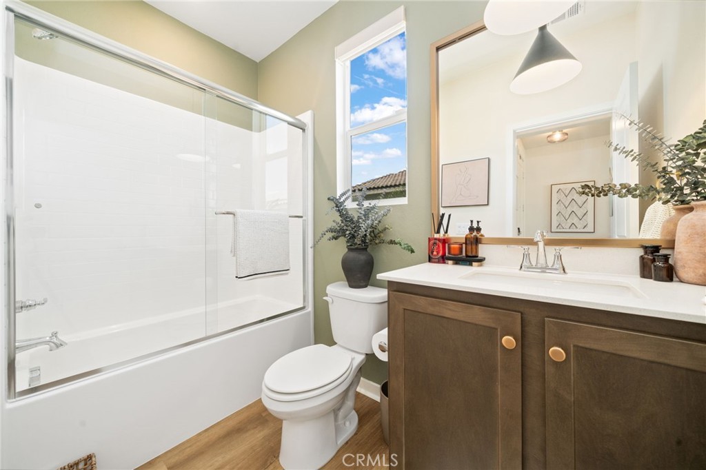 29598 Oakley Court Property Photo 16