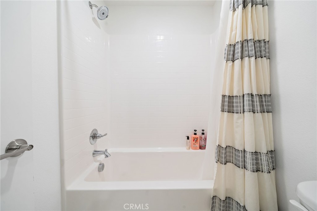 29598 Oakley Court Property Photo 25