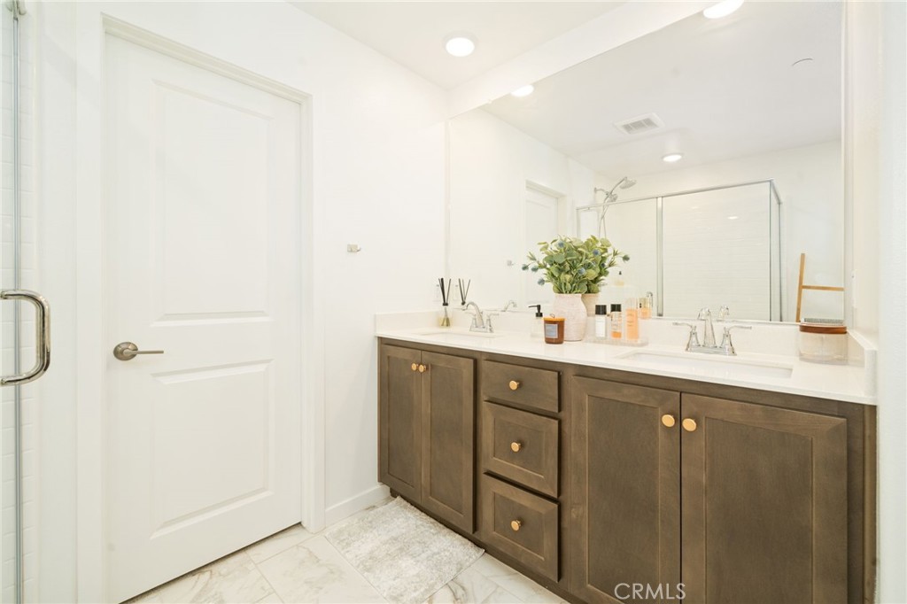 29598 Oakley Court Property Photo 31