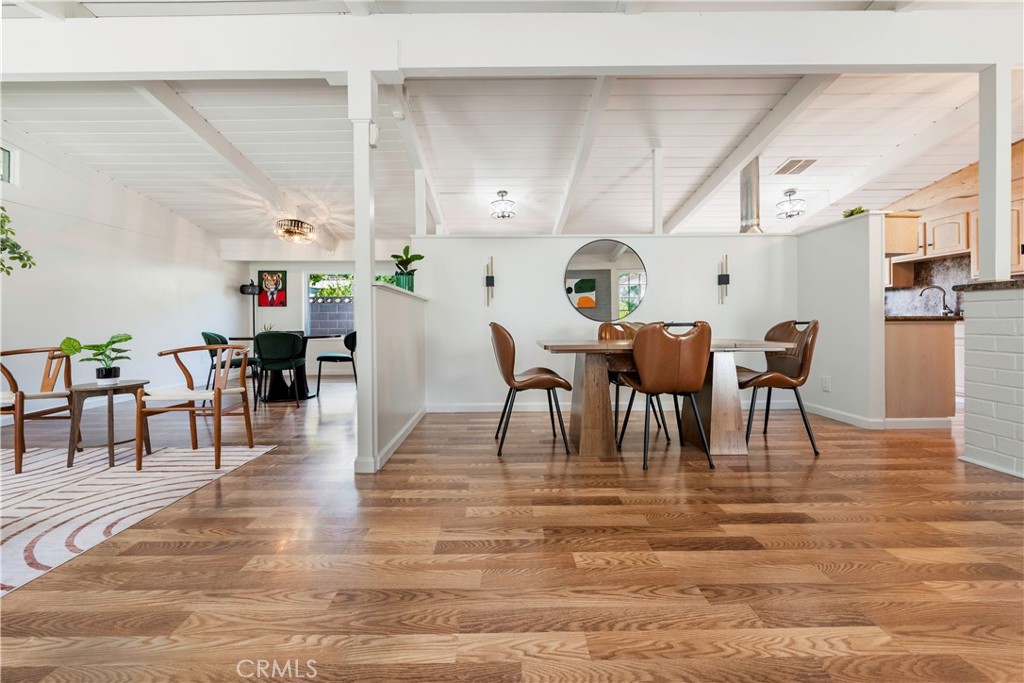3327 Karen Property Photo 3