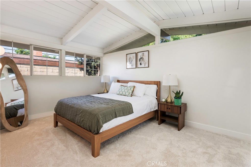 3327 Karen Property Photo 14