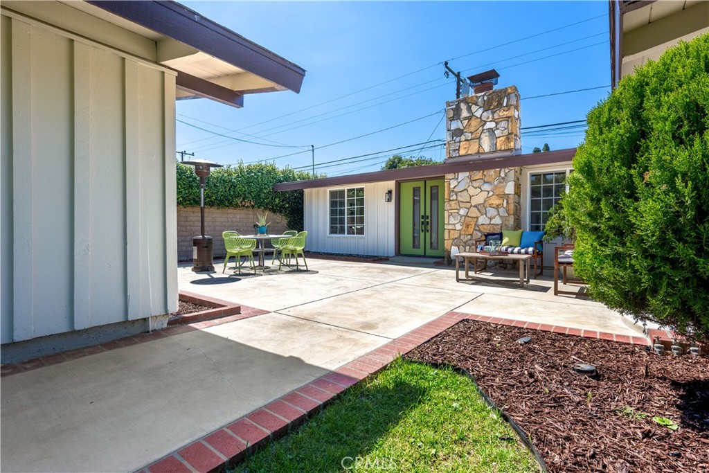 3327 Karen Property Photo 24