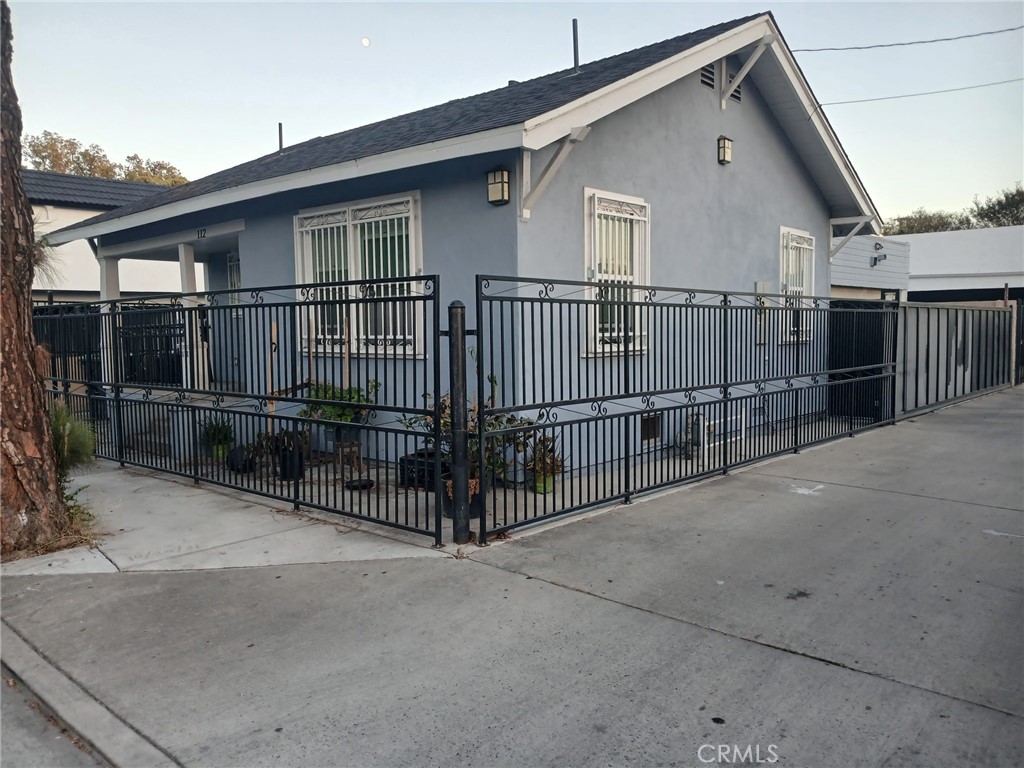 112 E Pine Street Property Photo 1