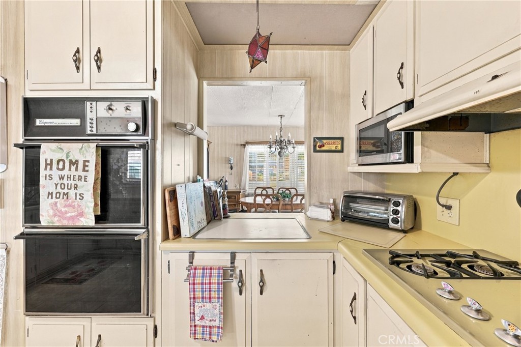 1001 Lambert Road 190 Property Photo 20