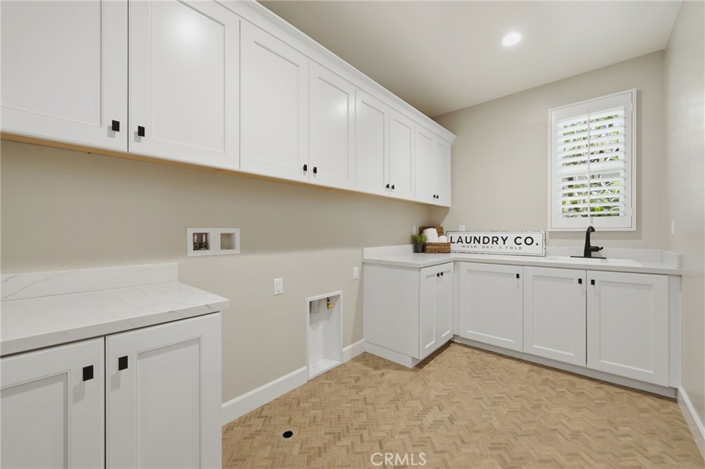 17 Ponte Property Photo 42