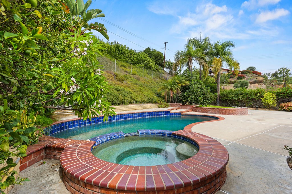 2855 N Shady Glen Property Photo 41