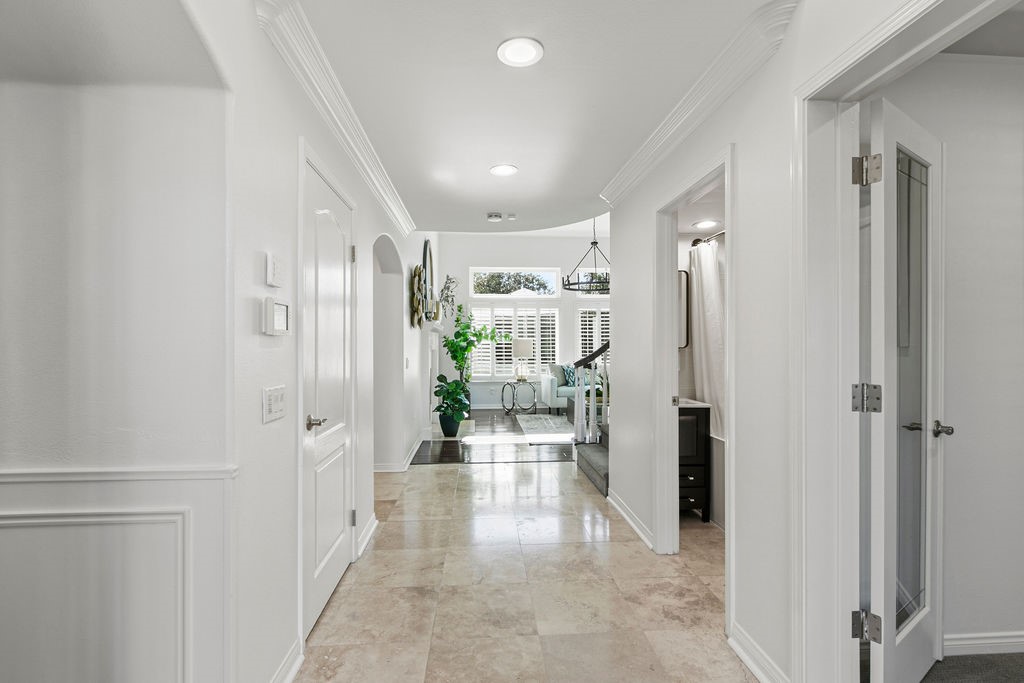 6 Mahogany Property Photo 10