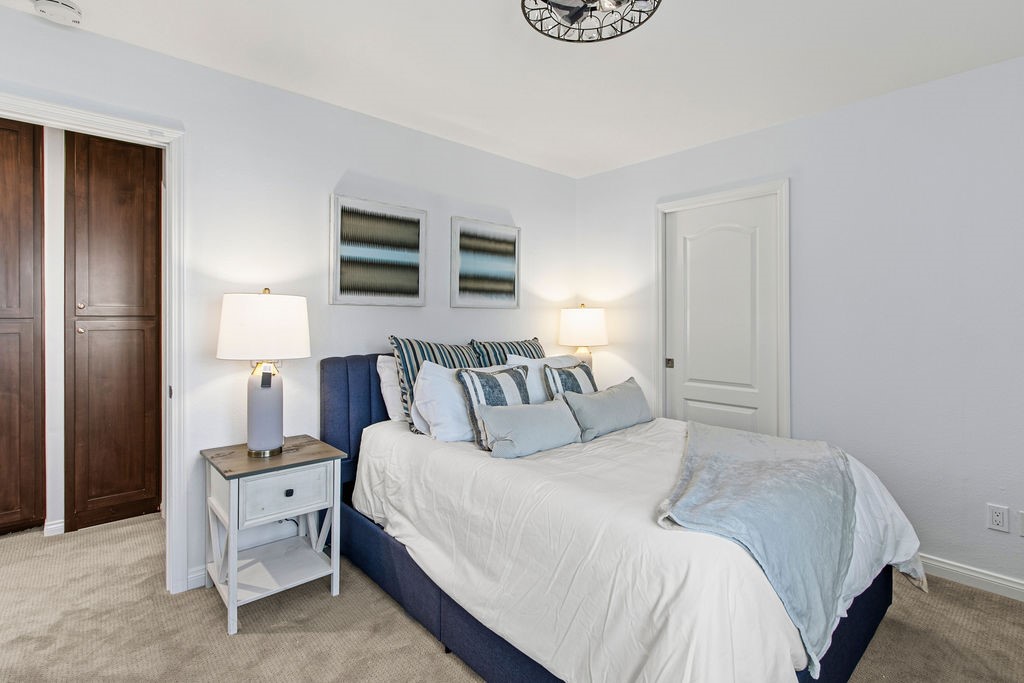 6 Mahogany Property Photo 31