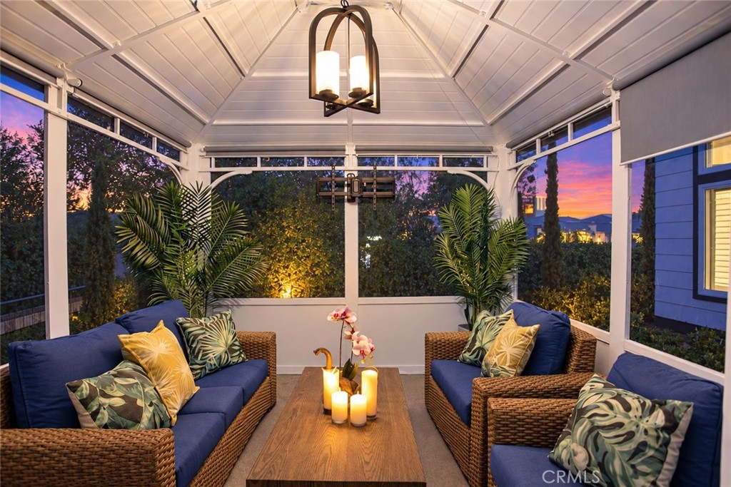 6 Mahogany Property Photo 39