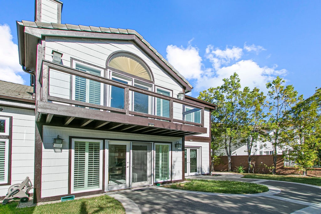 6 Mahogany Property Photo 55