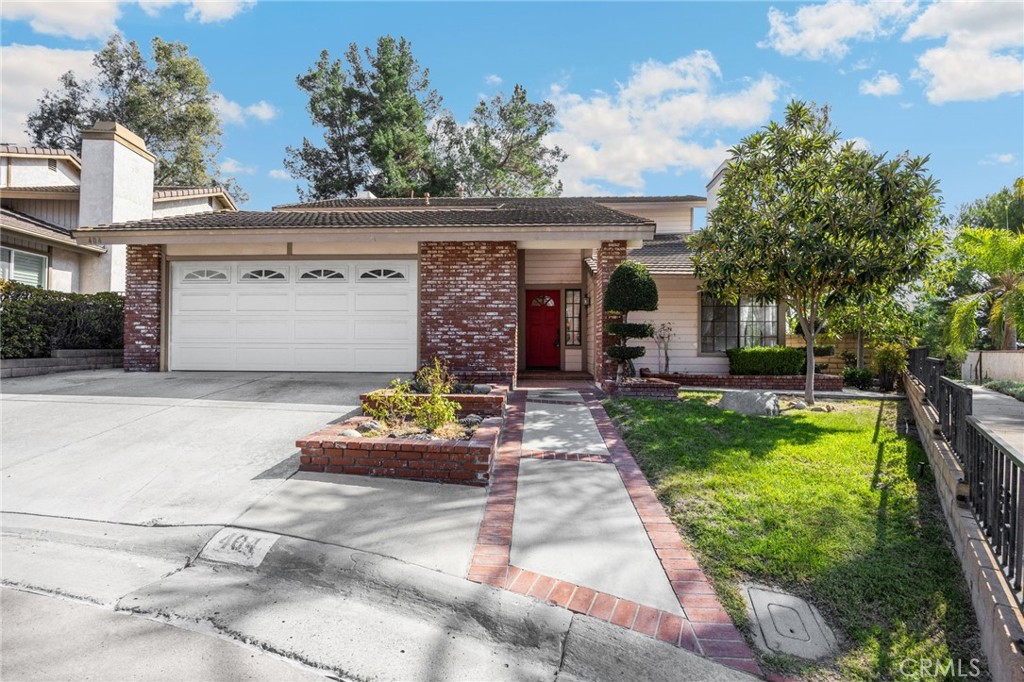 404 Sand Canyon Way Property Photo 2