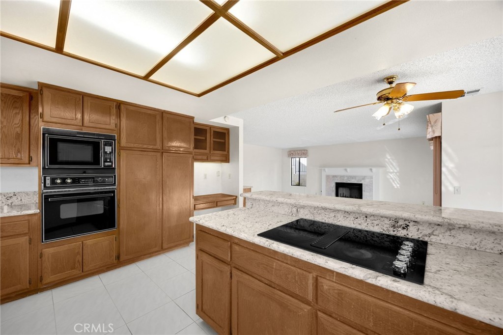 404 Sand Canyon Way Property Photo 10