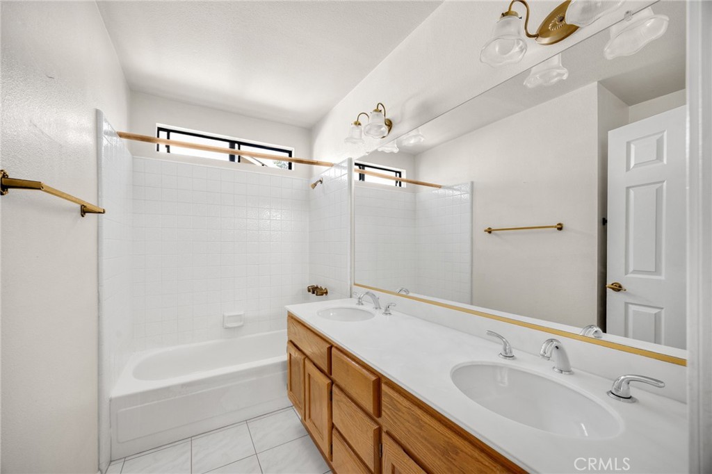 404 Sand Canyon Way Property Photo 23