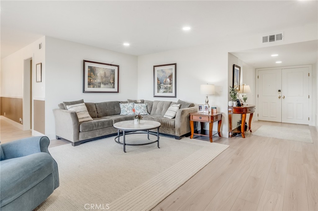 6330 Riviera Property Photo 8