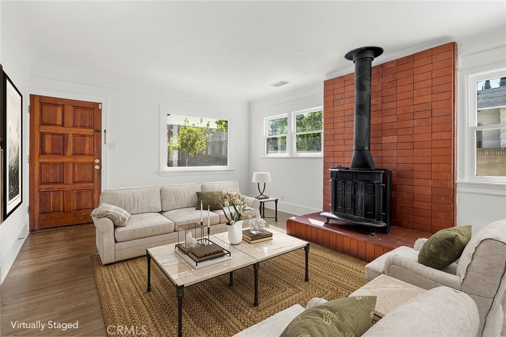 3439 California Avenue Property Photo 8