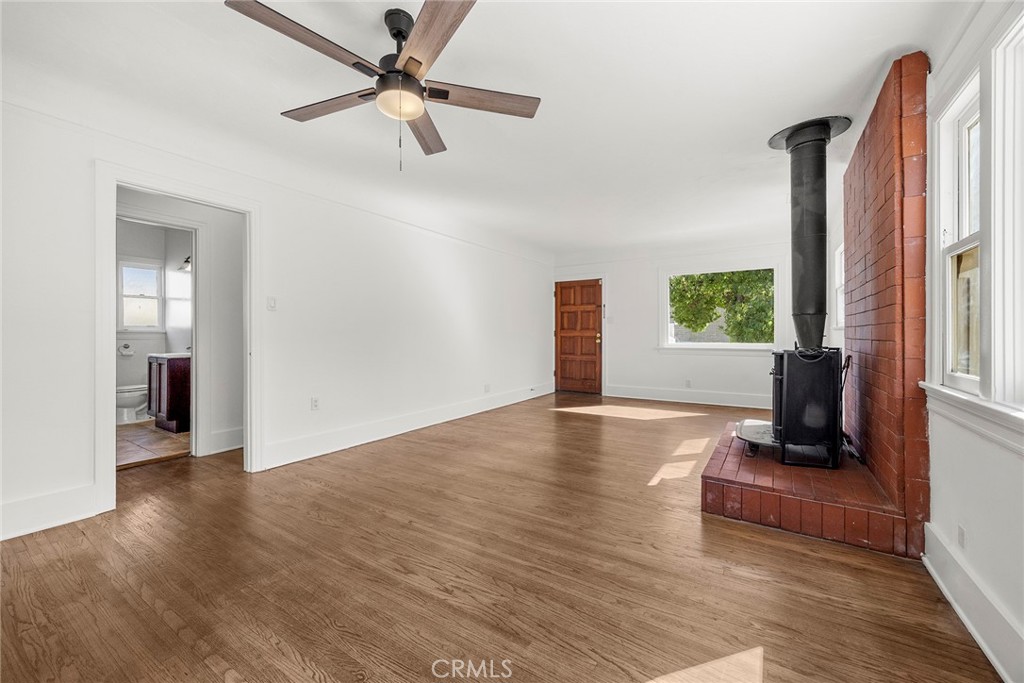 3439 California Avenue Property Photo 9
