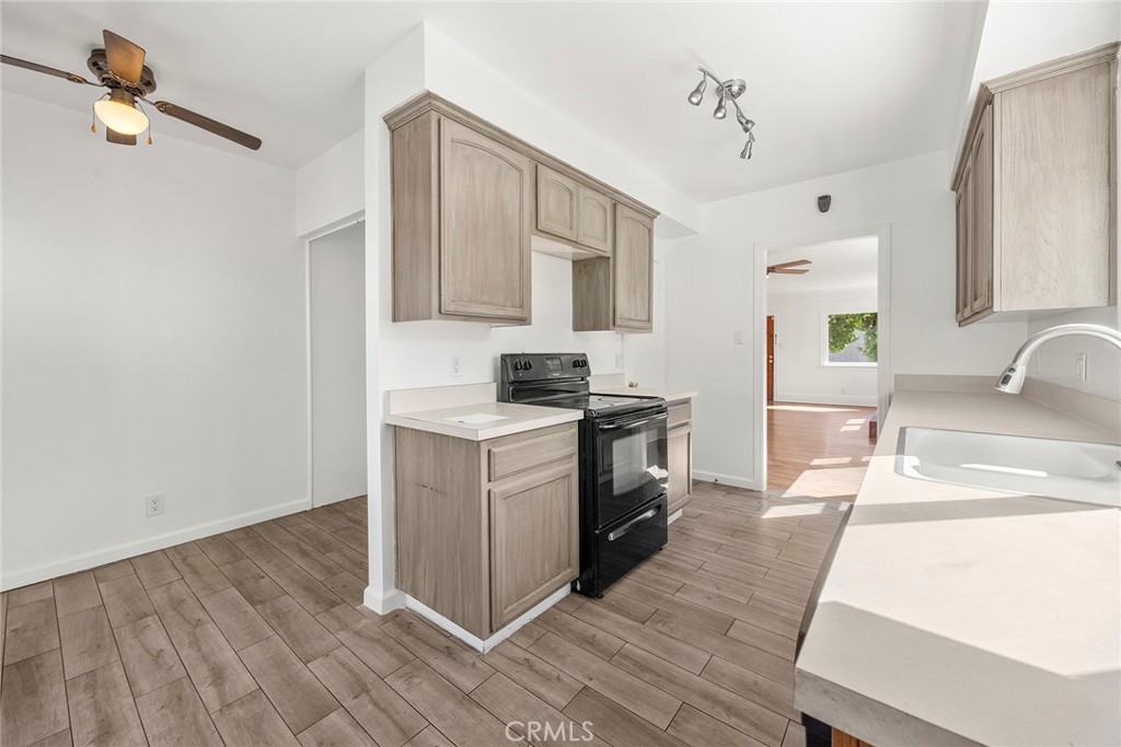 3439 California Avenue Property Photo 13