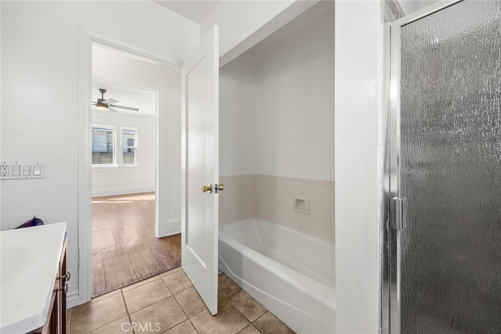 3439 California Avenue Property Photo 23