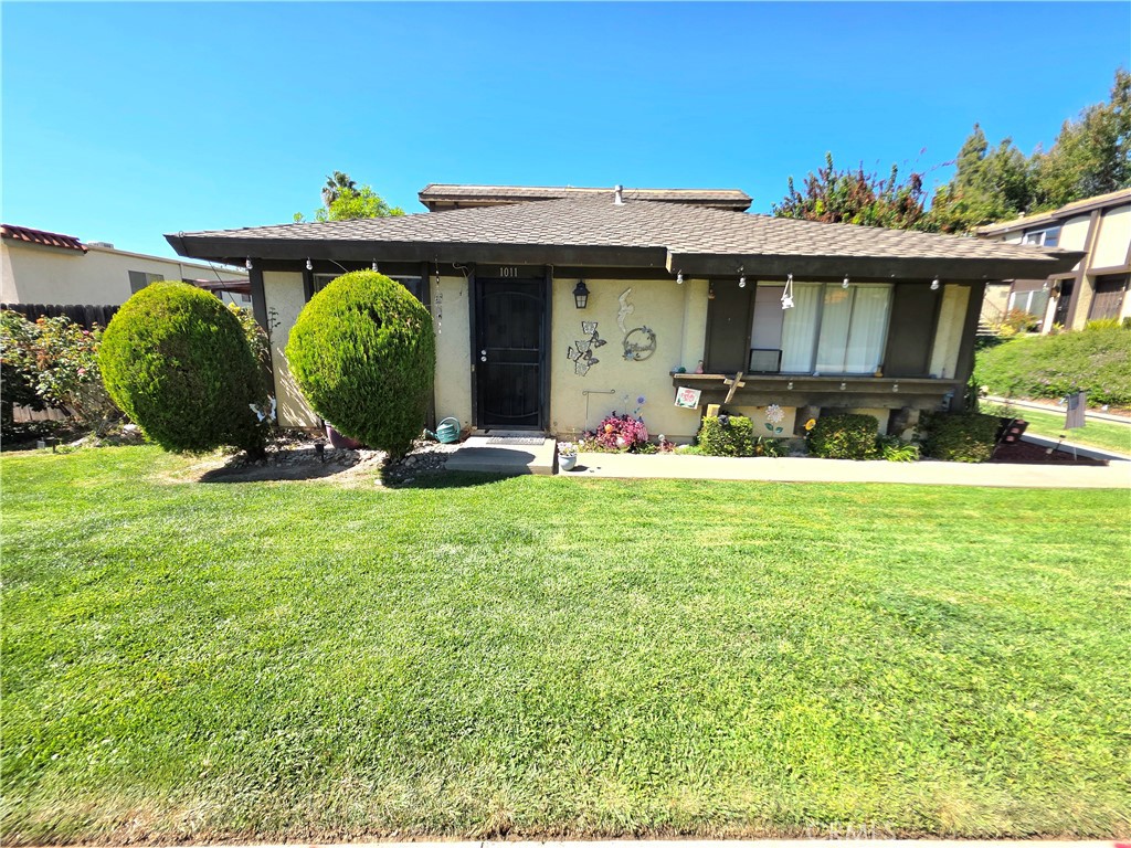 1011 Cotter Avenue 12a Property Photo 2