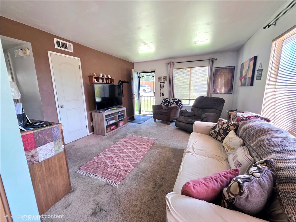 1011 Cotter Avenue 12a Property Photo 5