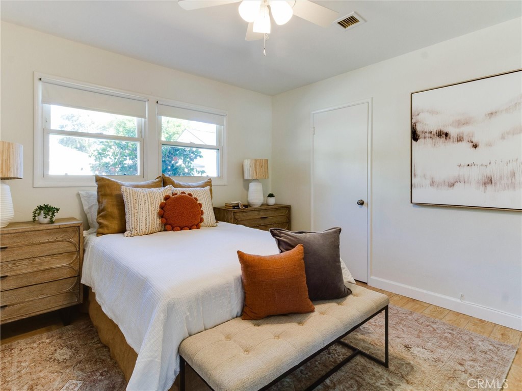 1227 Grove Property Photo 17