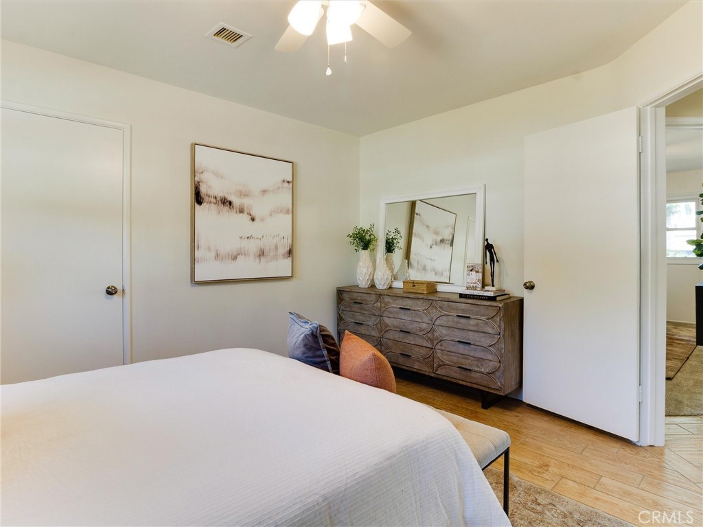1227 Grove Property Photo 18