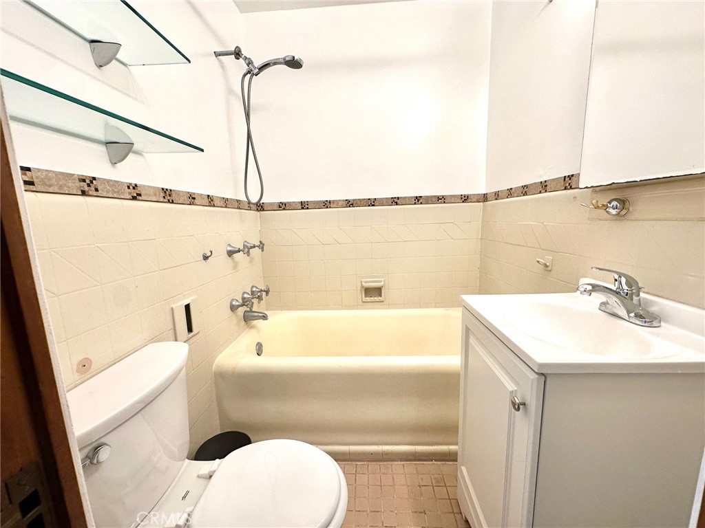 140 Linden Avenue 316 Property Photo 10