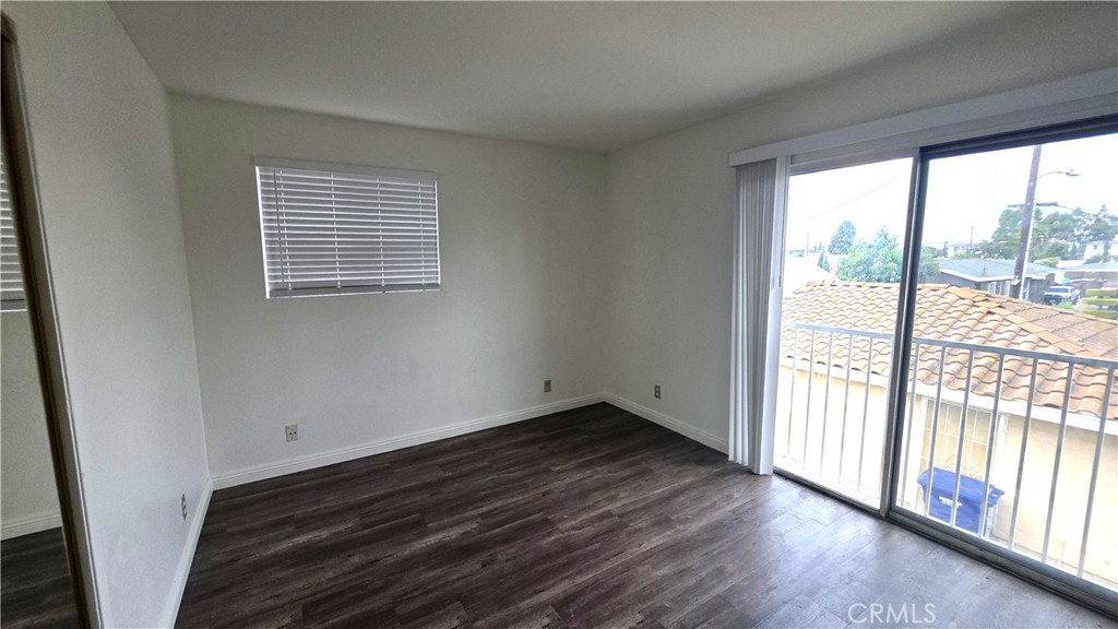 6512 Fullerton Ave #a Property Photo 6